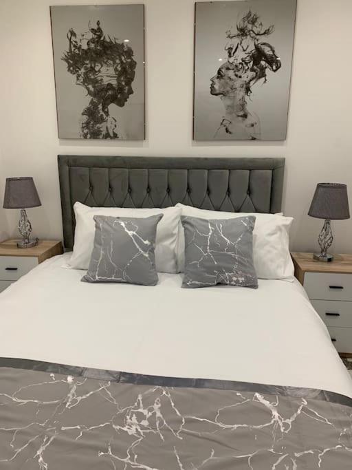 Apartment C, A One Bedroom Flat In South London Carshalton エクステリア 写真